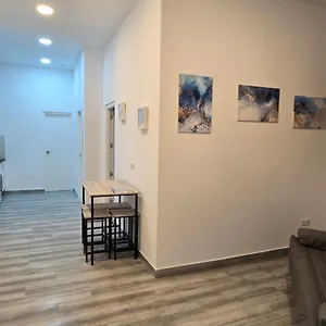 Appartamento Nuevo Apto Divina Pastora N2, Málaga